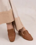 So Chic Charlie Brown μοκασίνια
