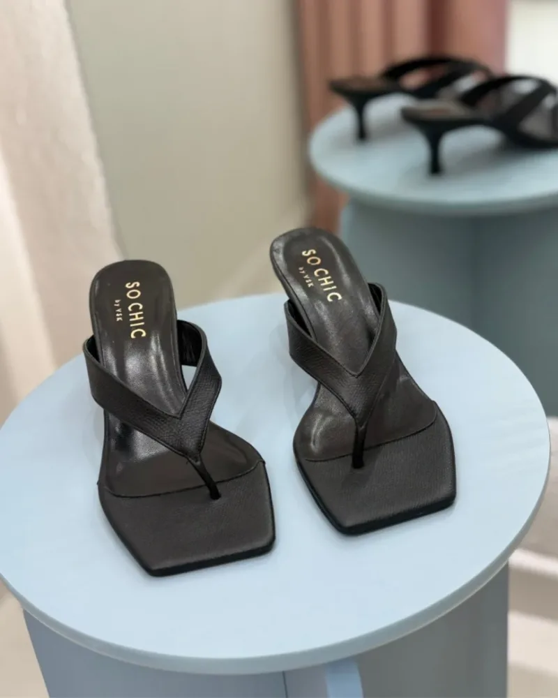 So Chic Ning Δερμάτινα Mules Μαύρα