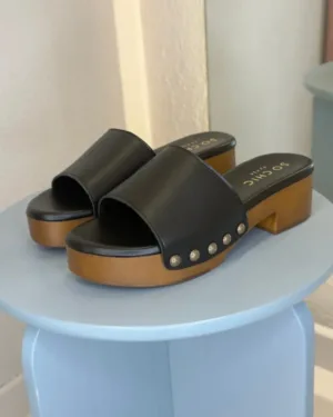 So Chic Μαύρα Σαμπό Terez