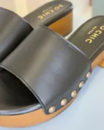 So Chic Μαύρα Σαμπό Terez